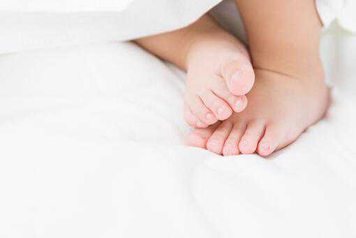 哈尔滨借卵子生小孩 2022哈尔滨医科大学附属第一医院试管婴儿费用明细 ‘四个